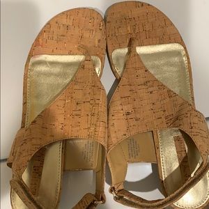 Neutral Cork comfy sandals. Size 7 1/2M.